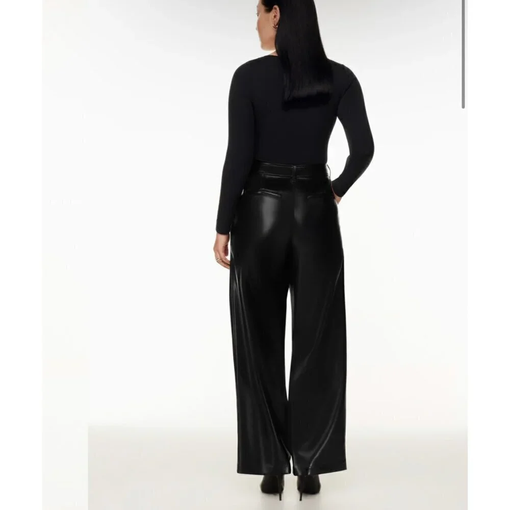 Babaton faux leather Pleated wide legs pants, Black, Size 2 K44